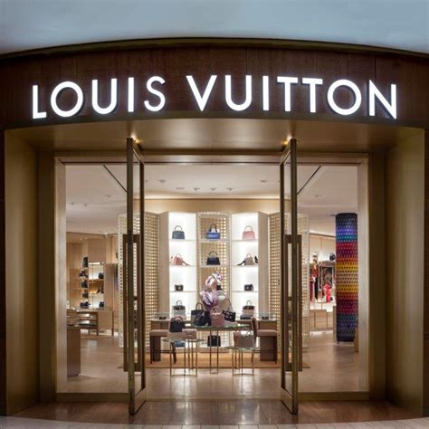 Louis Vuitton westchester mall